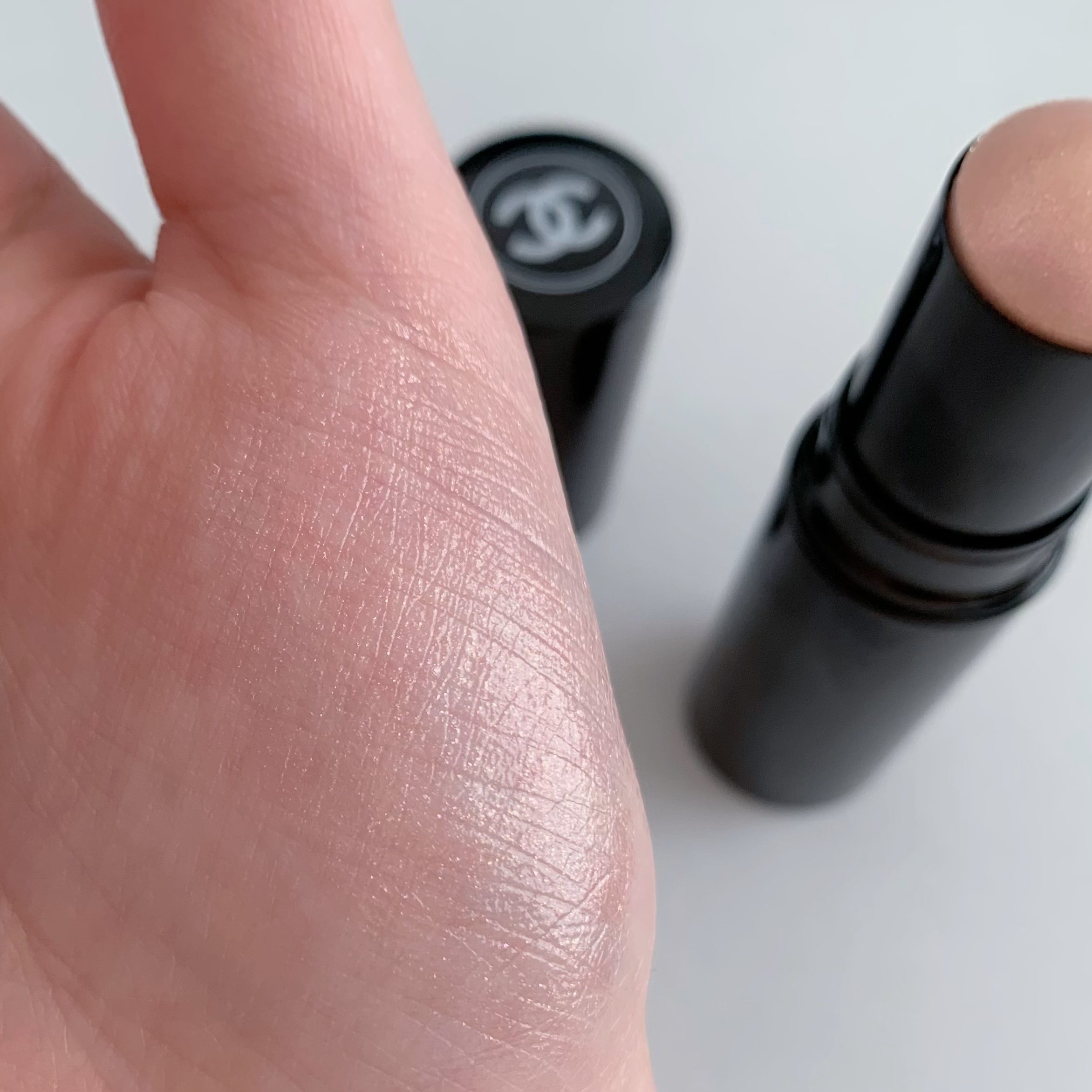 ボーム エサンシエル/CHANEL/スティックハイライトを使ったクチコミ（2枚目）