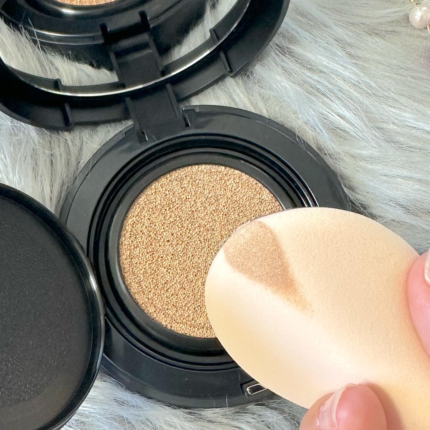 ジャビンドゥソウル ウインクファンデーションパクト/Javin De Seoul/クッションファンデーションを使ったクチコミ（3枚目）