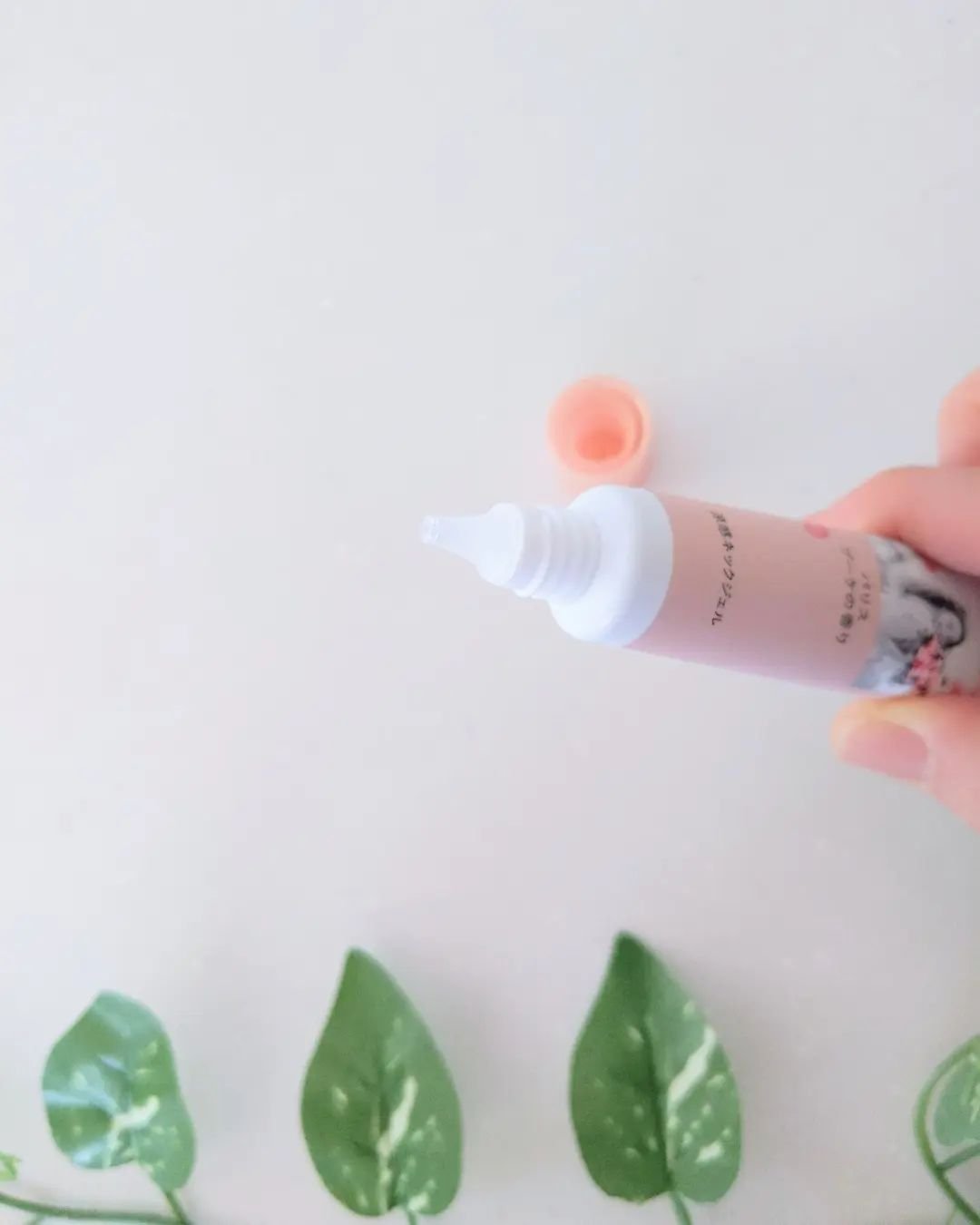 8x4 アロマスイッチ 涼感ネックジェル パリスブーケの香り/８ｘ４/デオドラント・制汗剤を使ったクチコミ（3枚目）