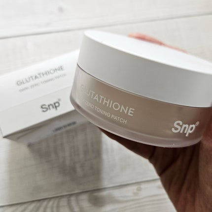 グルタチオンダークゼロトーニングパッチ/SNP/アイケア・アイクリームを使ったクチコミ(4枚目)