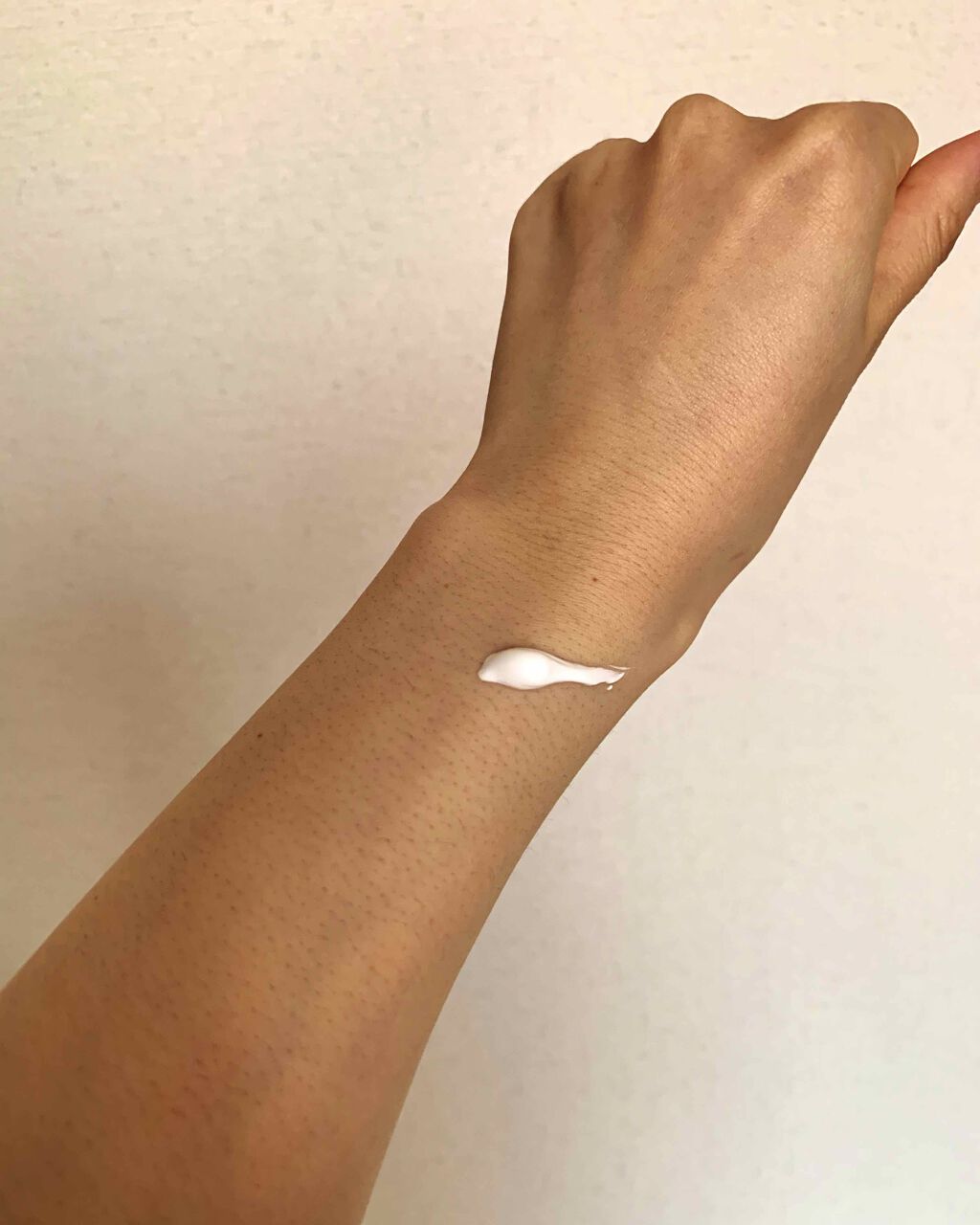 薬用ホワイトコンク ホワイトニングCC CII/ホワイトコンク/ボディクリームを使ったクチコミ（2枚目）