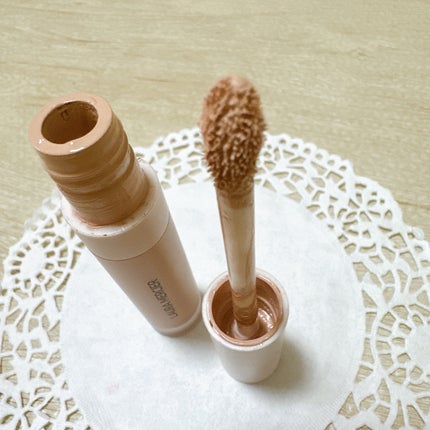 リアル フローレス ウェイトレス パーフェクティング コンシーラー/ローラ メルシエ/リキッドコンシーラーを使ったクチコミ(4枚目)