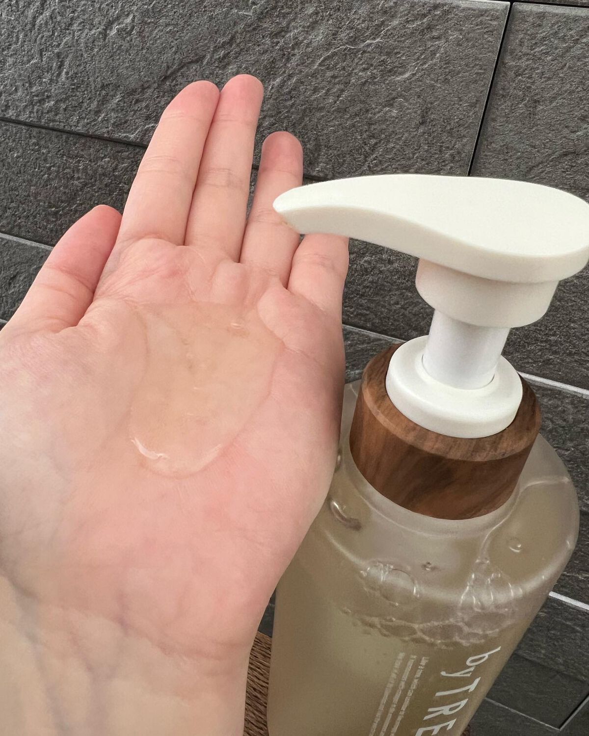 うるモイストシャンプー／トリートメント トリートメントつめかえ 400ml/byTREES/市販シャンプーを使ったクチコミ（2枚目）