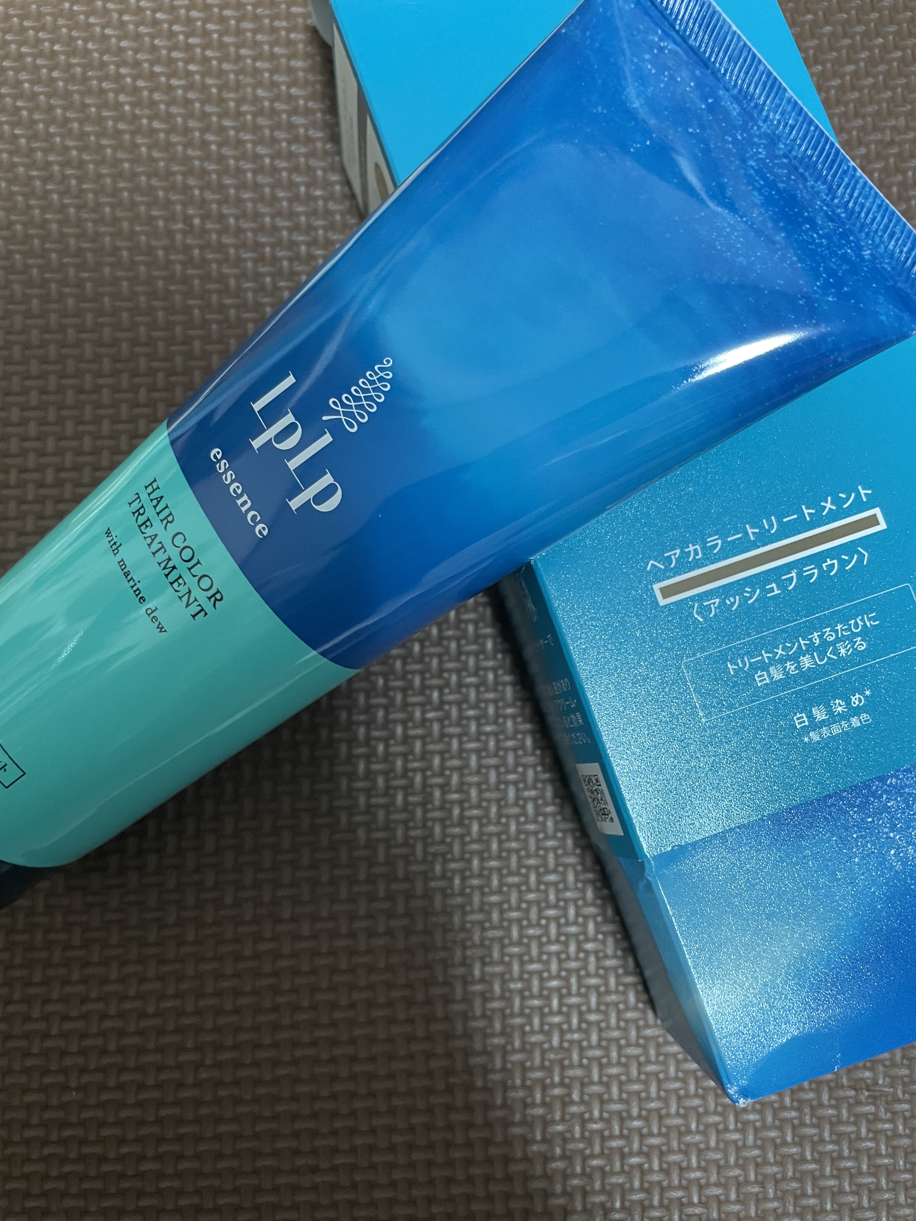 エッセンスカラートリートメント/LPLP(ルプルプ)/ヘアカラーを使ったクチコミ（1枚目）