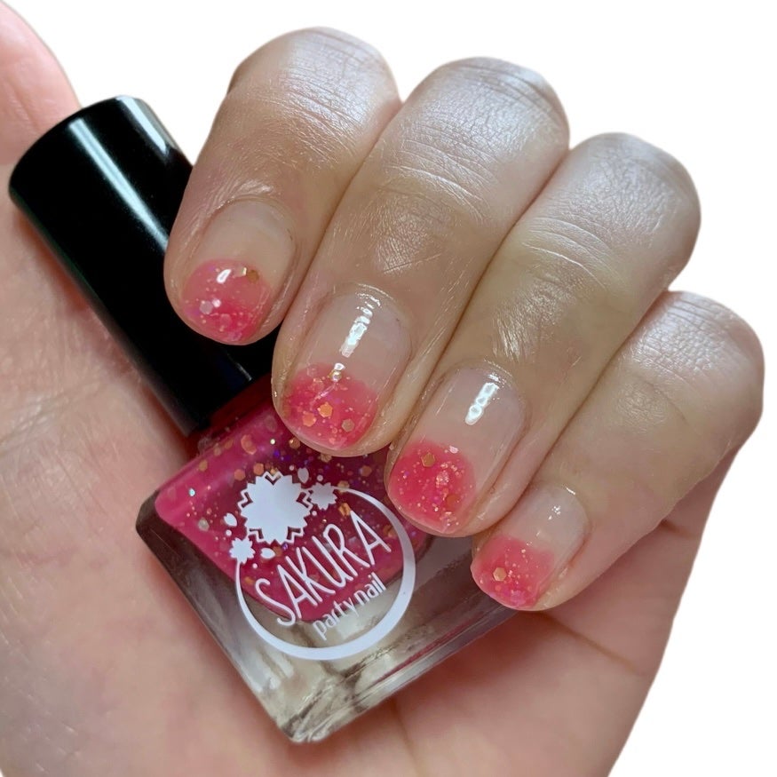 さくらパーティネイル/セリア/マニキュアを使ったクチコミ(1枚目)