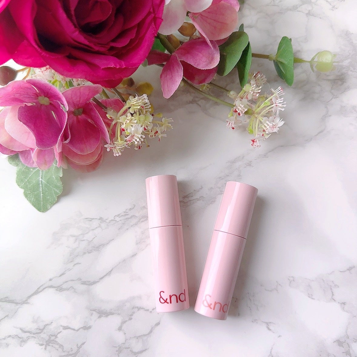 アンドバイロムアンド グラッシーボムティント/&nd by rom&nd/リップティントを使ったクチコミ(1枚目)