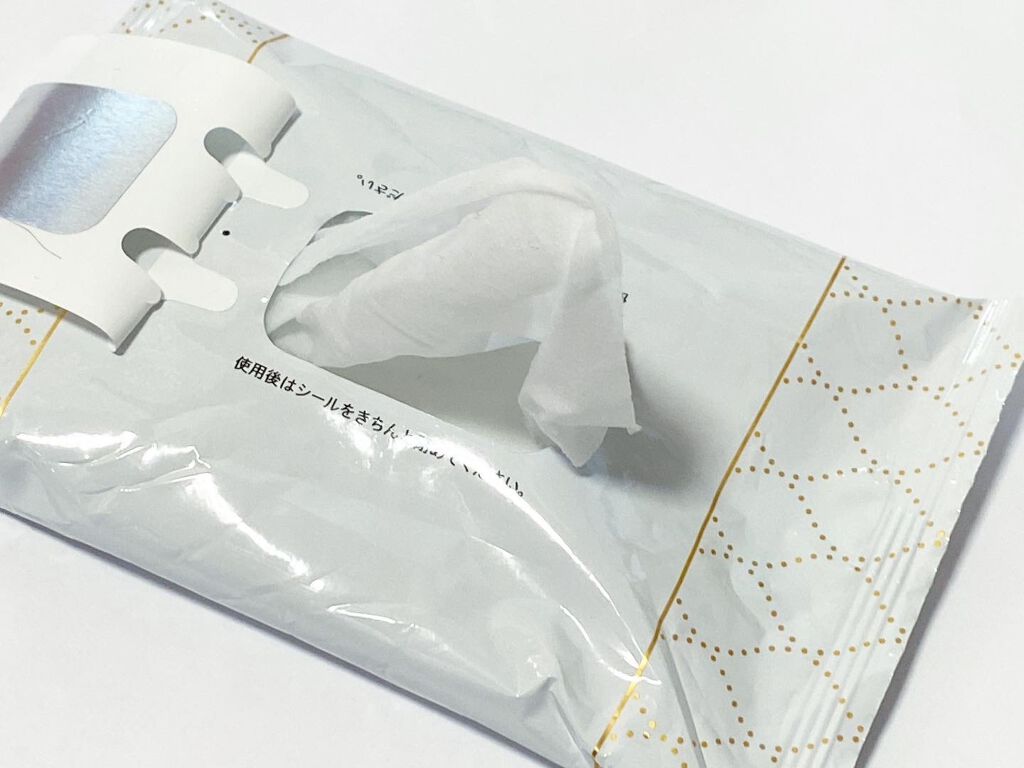 メイクの上からリフレッシュシート/ビオレ/フェイスシートを使ったクチコミ(3枚目)