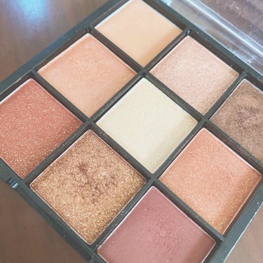 UR GLAM　BLOOMING EYE COLOR PALETTE/U R GLAM/パウダーアイシャドウを使ったクチコミ（1枚目）