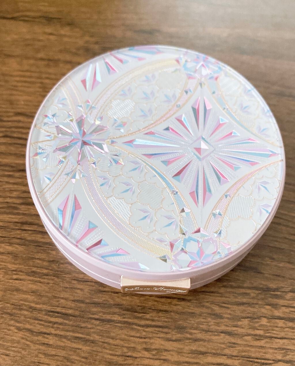 スノービューティー ホワイトニング フェイスパウダー 2020/スノービューティー/プレストパウダーを使ったクチコミ(2枚目)