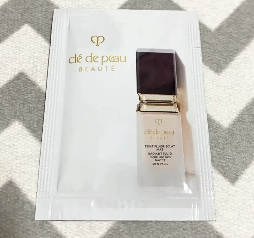 タンフリュイドエクラ マット オークル10/クレ・ド・ポー ボーテ/リキッドファンデーションを使ったクチコミ（1枚目）