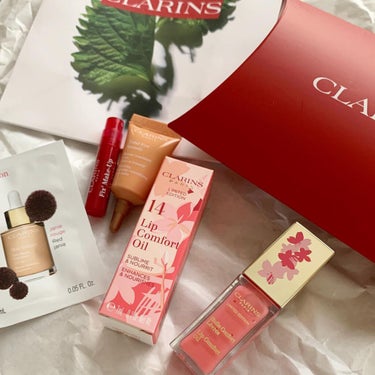 コンフォート リップオイル  14 サクラ(限定)/CLARINS/リップグロスを使ったクチコミ（2枚目）