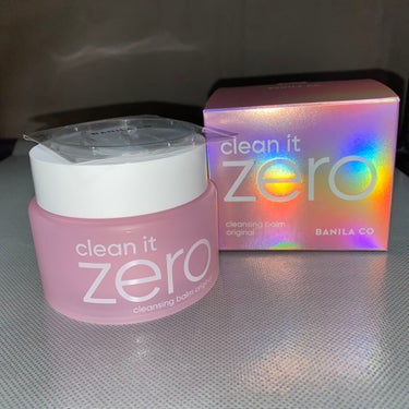 ~clean it zero~(¥1,399)

Qoo10で購入したクレンジングを紹介します👏

新しいクレンジングを探しているところ、TikTokでおすすめに流れてきた商品です。

香り:甘め
見た