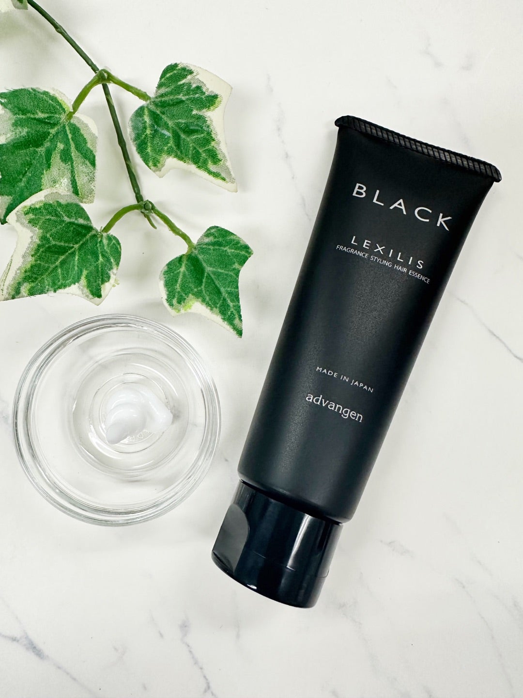 ブラック フレグランス スタイリング ヘアエッセンス/LEXILIS/アウトバストリートメントを使ったクチコミ（1枚目）