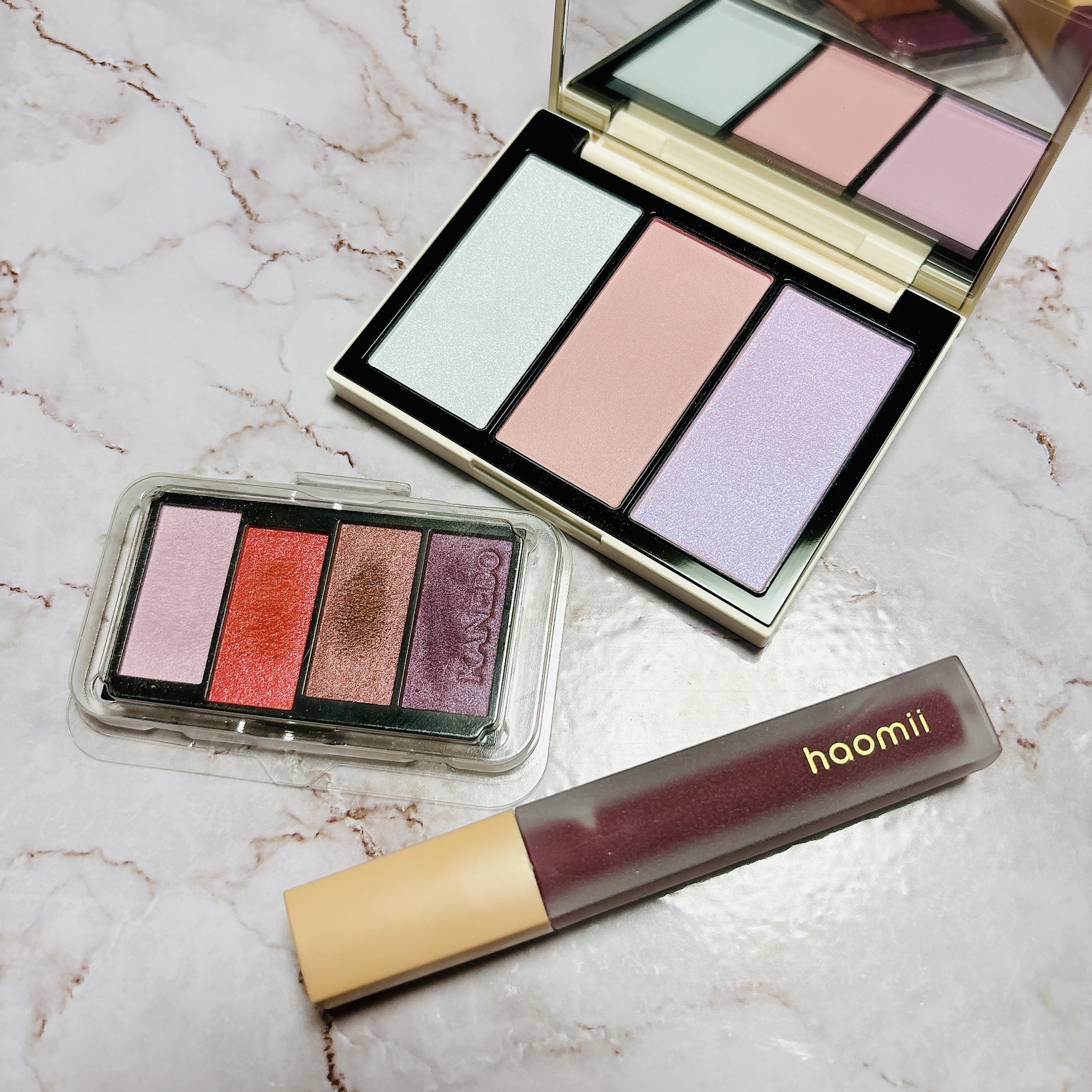 昨日のメイク👀

☑︎KANEBO
レイヤードカラーズアイシャドウ
EX1 サマーサンセット

☑︎SNIDEL BEAUTY
フェイス スタイリスト
EX08 Dreamy Escape

☑︎haomii
Melty flower l