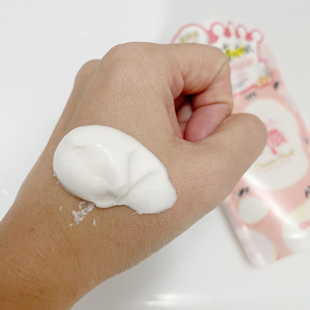 Runa on LIPS 「..▶︎ロゼット はい!みるく特濃クリームパック (洗い流すク..」(3枚目)