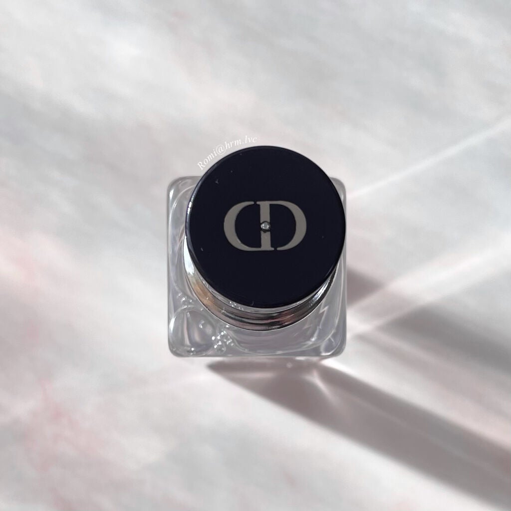 ディオールスキン フォーエヴァー メイクアップ フィックス ミスト/Dior/化粧下地を使ったクチコミ(2枚目)