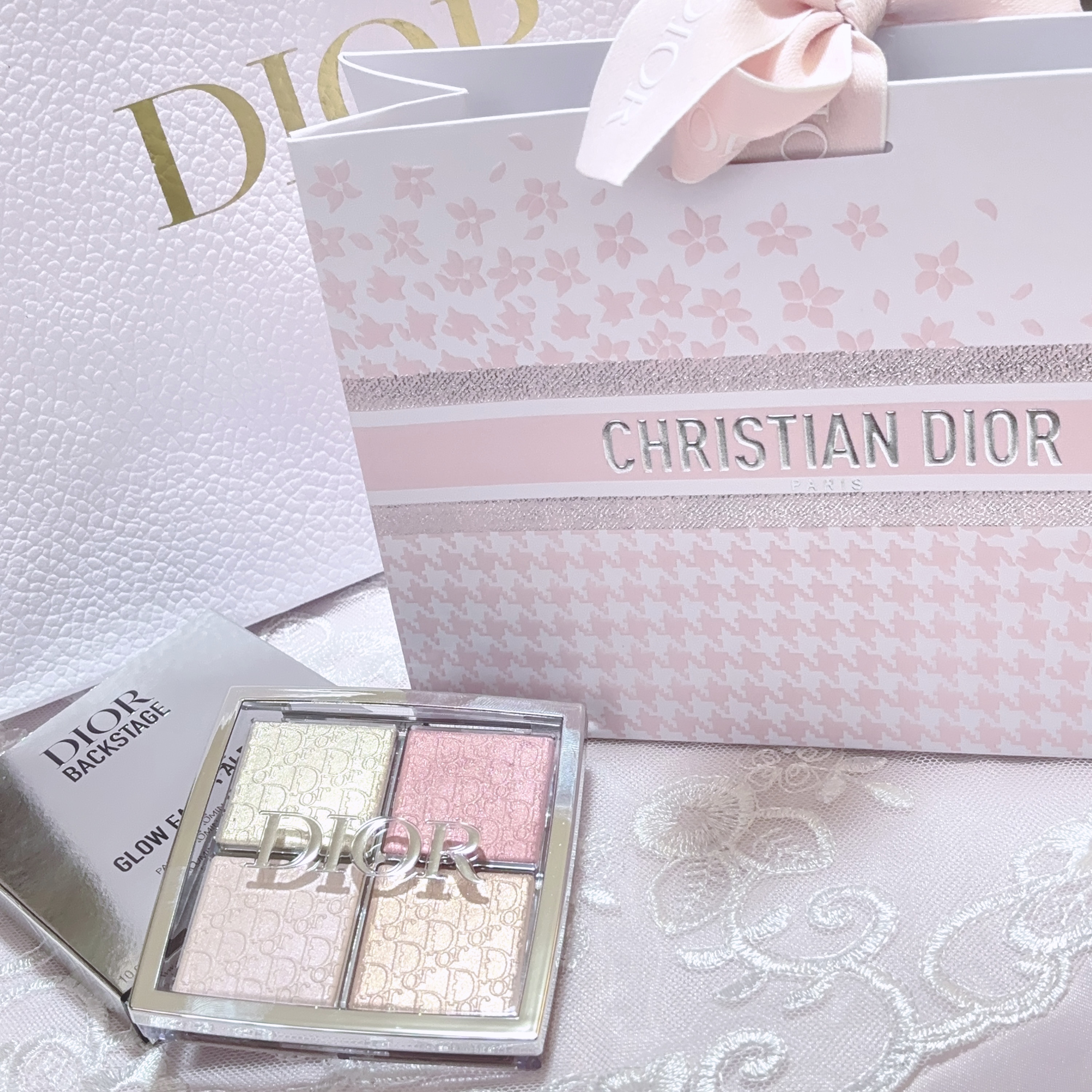 ディオール バックステージ フェイス グロウ パレット/Dior/ハイライトを使ったクチコミ（2枚目）