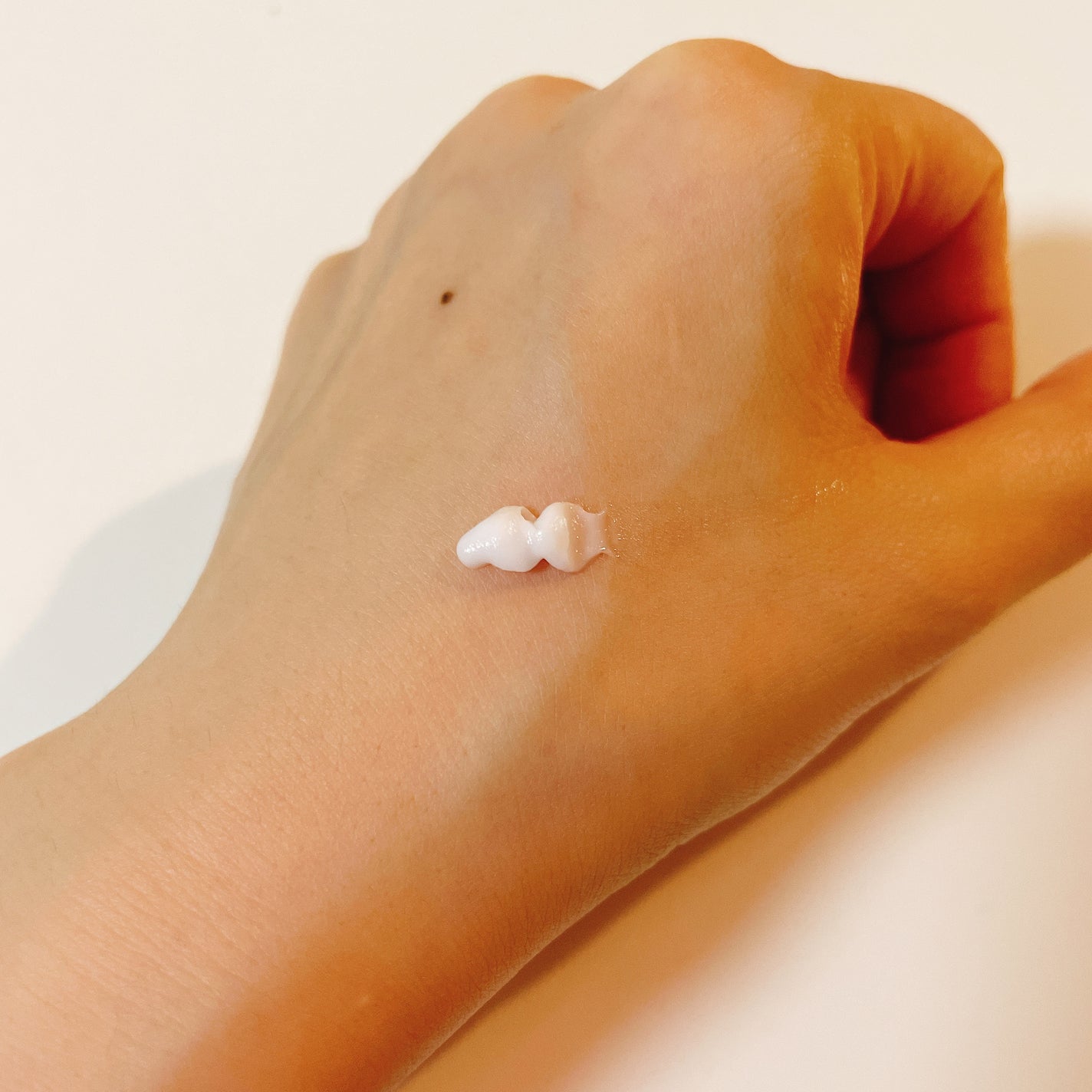 薬用ホワイトケアクリーム/DELIWHITE/デリケートゾーンケアを使ったクチコミ(2枚目)