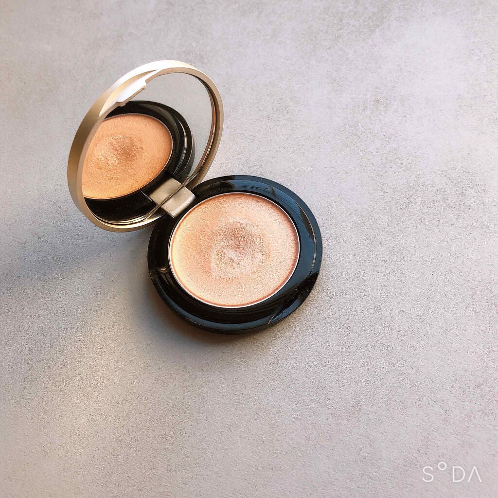 ミネラルハイライトクリーム/エトヴォス/クリームハイライトを使ったクチコミ(2枚目)