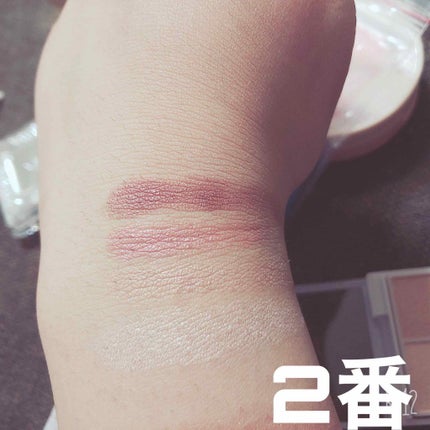 シルキースフレアイズ/キャンメイク/アイシャドウパレットを使ったクチコミ(3枚目)