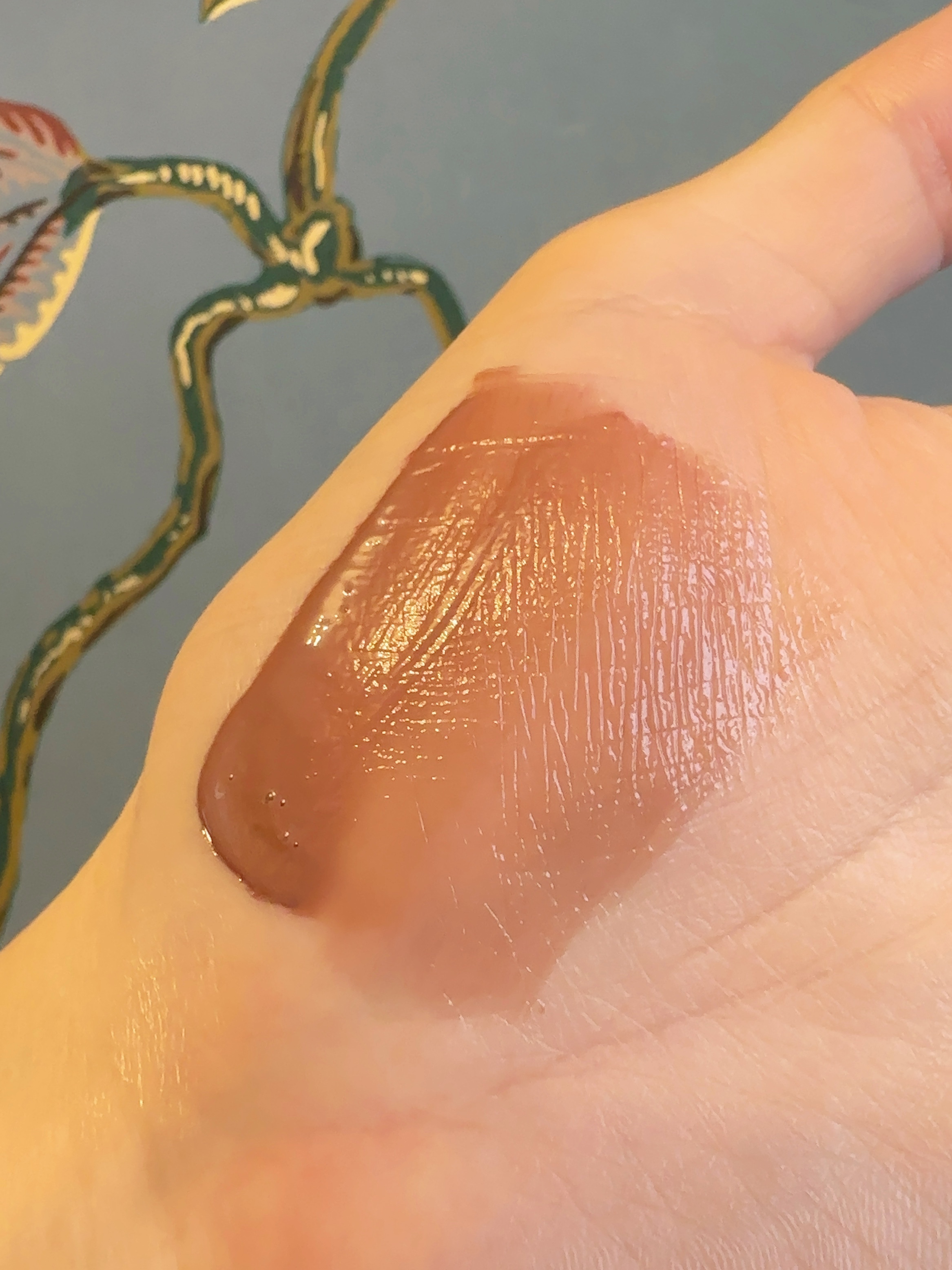 フルーティーグラムティント 121 アッシュナッツ/Laka/リップティントを使ったクチコミ（1枚目）