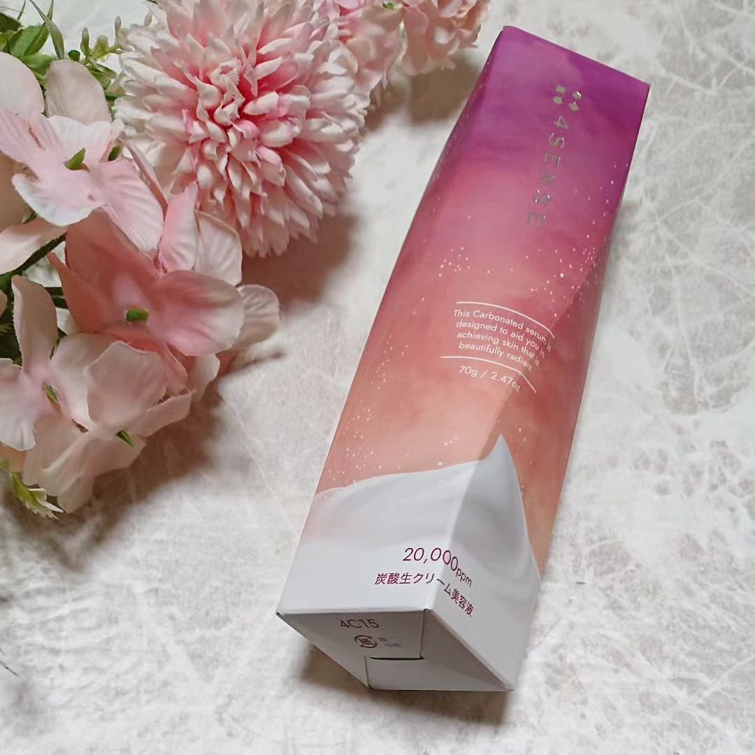 フォーセンス　炭酸生クリームセラム/4SENSE/美容液を使ったクチコミ（2枚目）