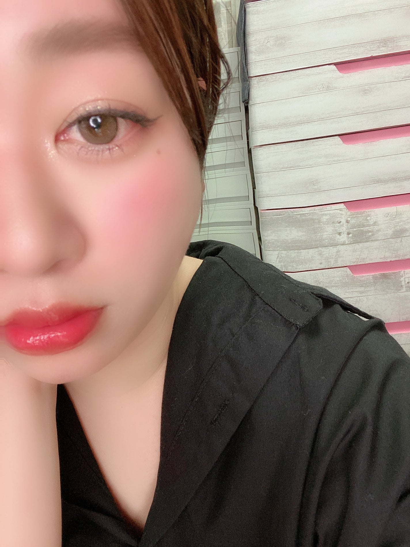 MISAKI on LIPS 「メイク研究中wIVEのウォニョンちゃん風メイクしてみました!ど..」(1枚目)