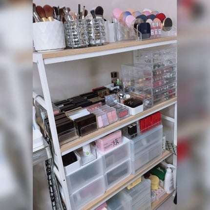 ヘアメイクみどり【YouTube】 on LIPS 「私のコスメ収納棚‼️2024年✨️新年明けましておめでとうござ..」(4枚目)