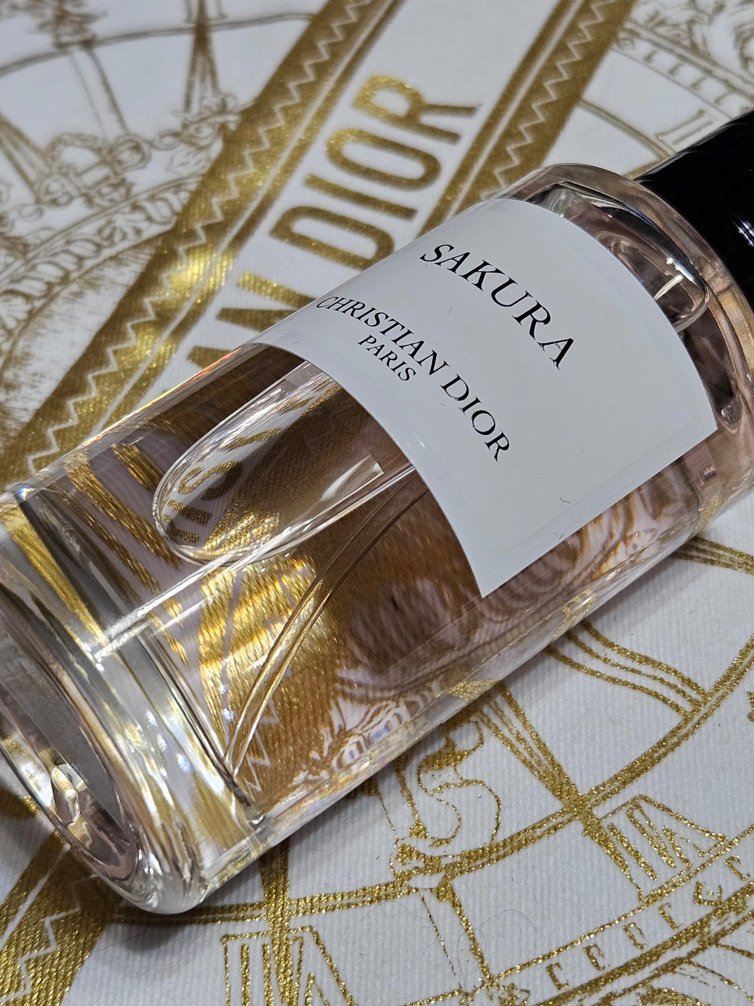 ラ コレクシオン プリヴェ クリスチャン ディオール サクラ オードゥ パルファン/Dior/香水(レディース)を使ったクチコミ（2枚目）