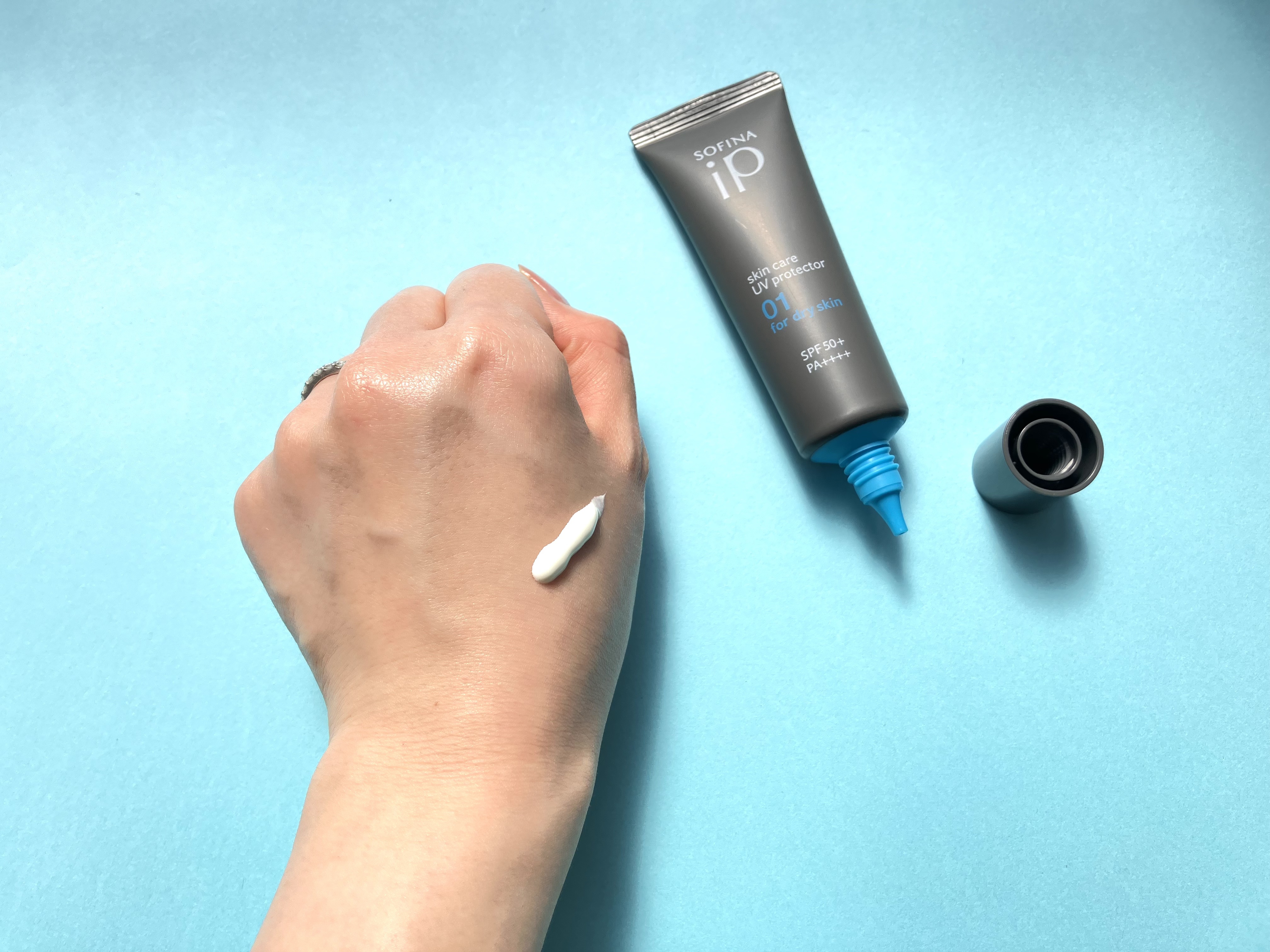 ソフィーナ iP スキンケアUV 01乾燥しがちな肌環境 SPF50+ PA++++/SOFINA iP/日焼け止めクリームを使ったクチコミ（2枚目）
