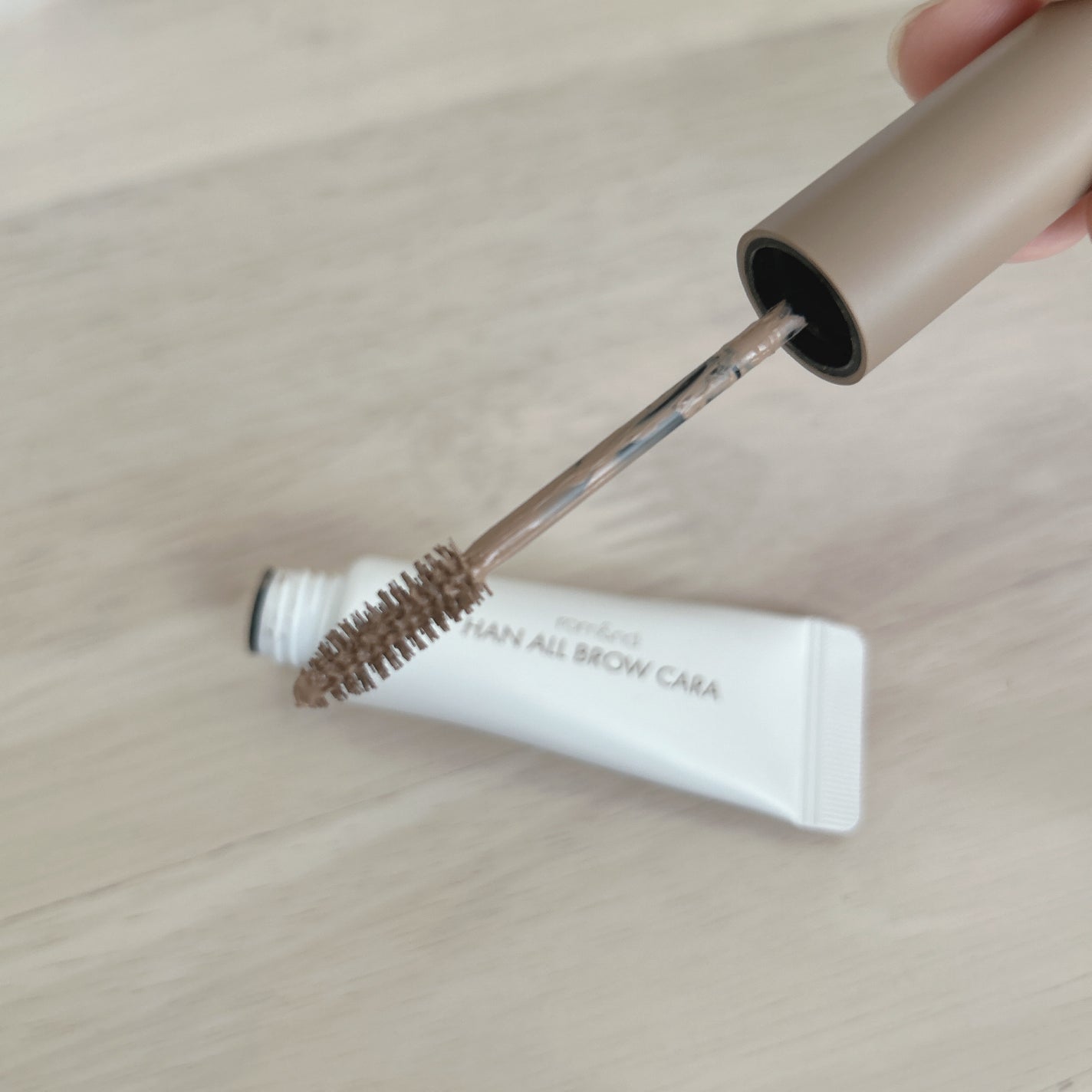 ハンオールブロウカラ/rom&nd/眉マスカラを使ったクチコミ(2枚目)