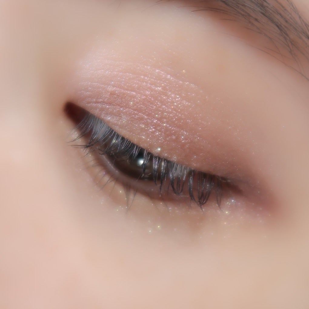 レブロン ダズル アイシャドウ クアッド/REVLON/アイシャドウパレットを使ったクチコミ(5枚目)