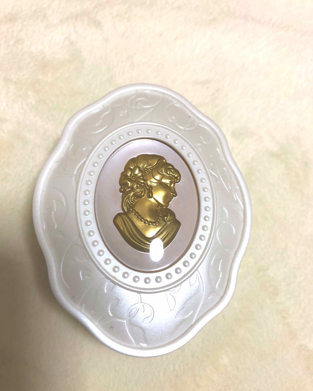 プレスト チークカラー N/レ・メルヴェイユーズ ラデュレ/パウダーチークを使ったクチコミ（1枚目）