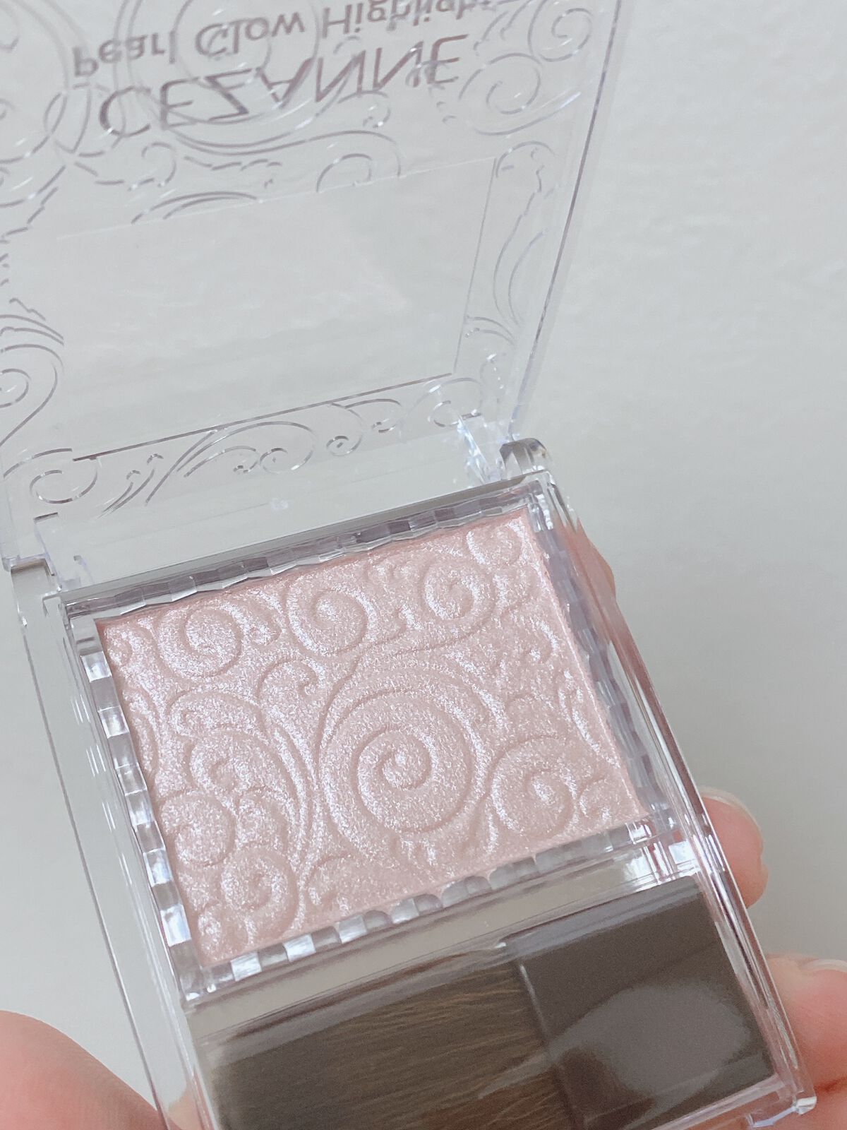 パールグロウハイライト/CEZANNE/パウダーハイライトを使ったクチコミ(2枚目)