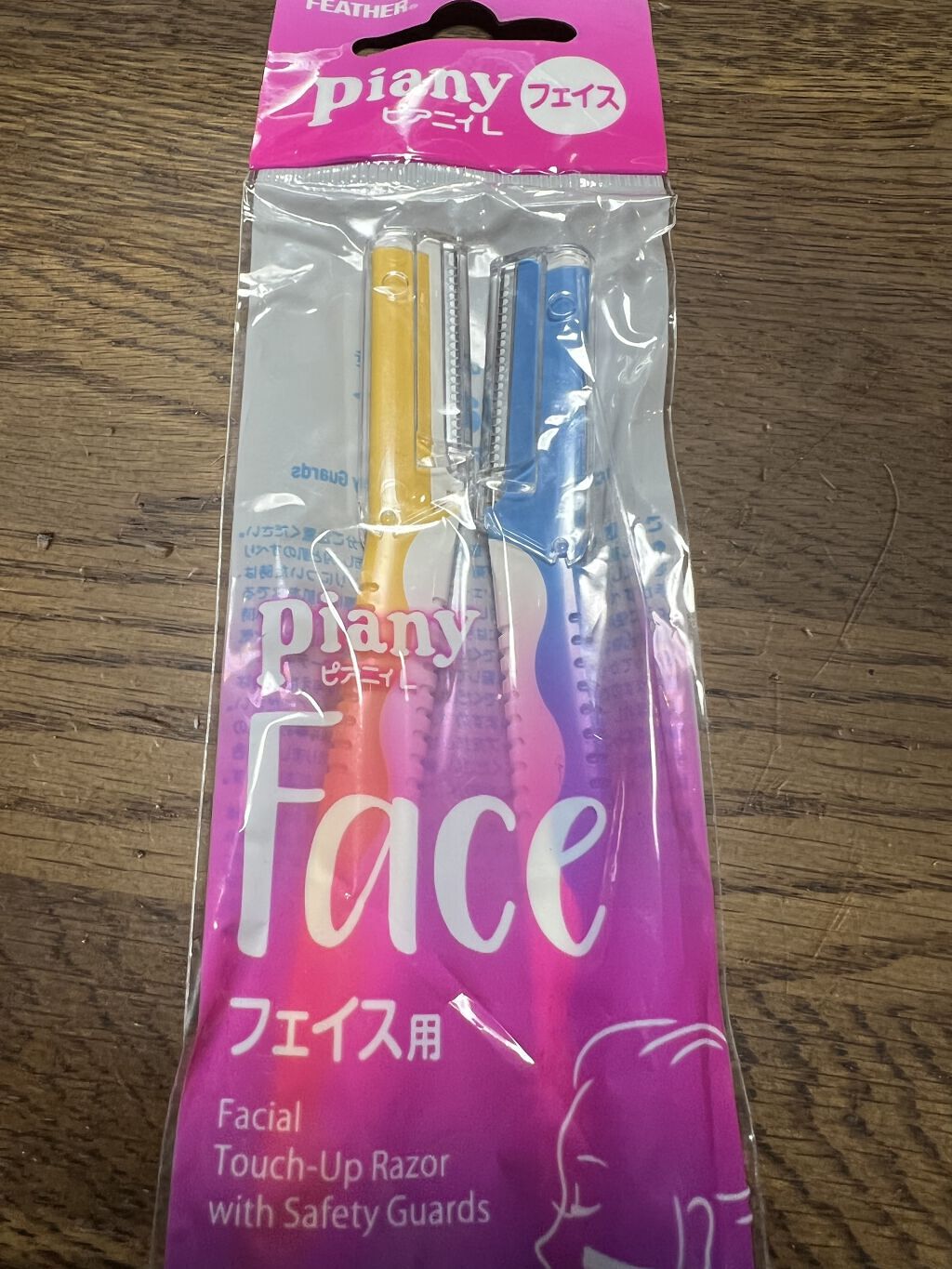 ピアニィ L(フェイス用) 3本入り/ピアニィ/シェーバーを使ったクチコミ（1枚目）