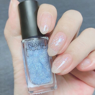 
夏っぽクリアネイル💅💙

★ネイルホリック
オーロラグリッター
BL962 

★innisfree
リアルカラーネイル 1

イニスフリーの
1番のクリアなピンクを
1度塗りし、オーロラグリッター
を散りばめたら、
爪先だけ、innisfreeの1番を
重ねる。
最後はトップコートで仕上げ。

今回はベースコートはピールオフ
使ってます。


ネイルホリックの
オーロラグリッターのファンです✨

夏にも冬にも大活躍💙💜

クリアなネイルにも、
涼しげな感じが出せるし
チラチラのオーロラが
綺麗🥰😍

確か、Amazonにオーロラグリッター
あったかな💕
気になった方は、是非
チェックしてみてー。

簡単可愛い❤️最高✨


#ネイルホリック
#ネイルホリックオーロラグリッター
#BL962
#クリアネイル
#ポリッシュ好き
#夏ネイルの画像 その1