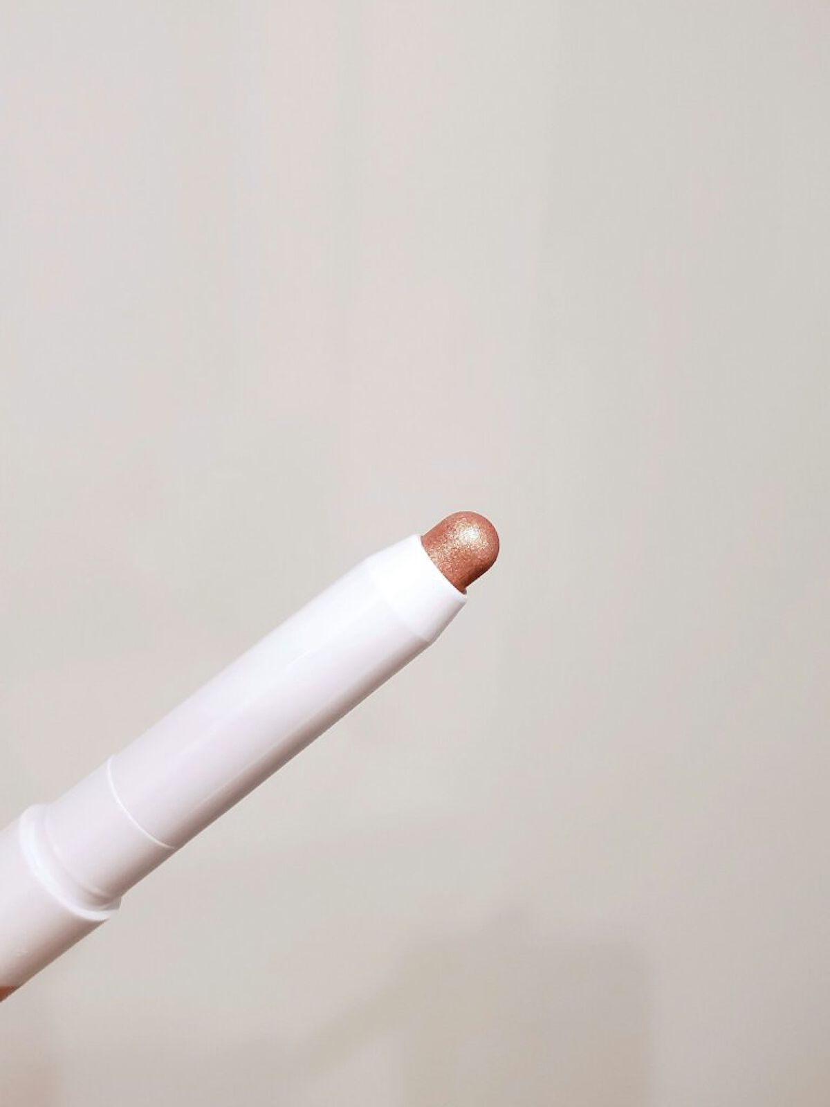 アイムスティックシャドウシマー/i’m meme/スティックアイシャドウを使ったクチコミ（2枚目）