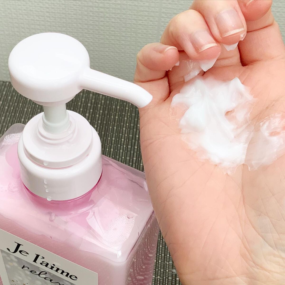 リラックス ミッドナイトリペア シャンプー/ヘアトリートメント (ストレート&リッチ)/Je l'aime/市販シャンプーを使ったクチコミ(3枚目)