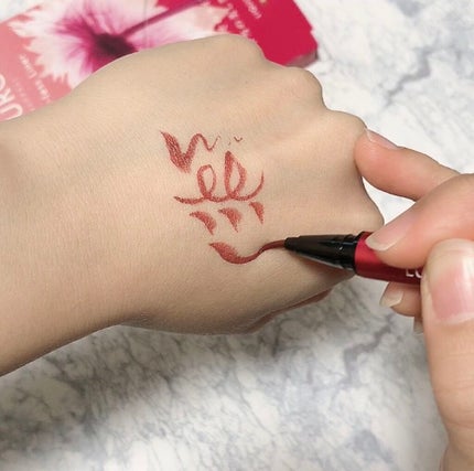 スキルレスライナー/LUMIURGLAS/リキッドアイライナーを使ったクチコミ(7枚目)