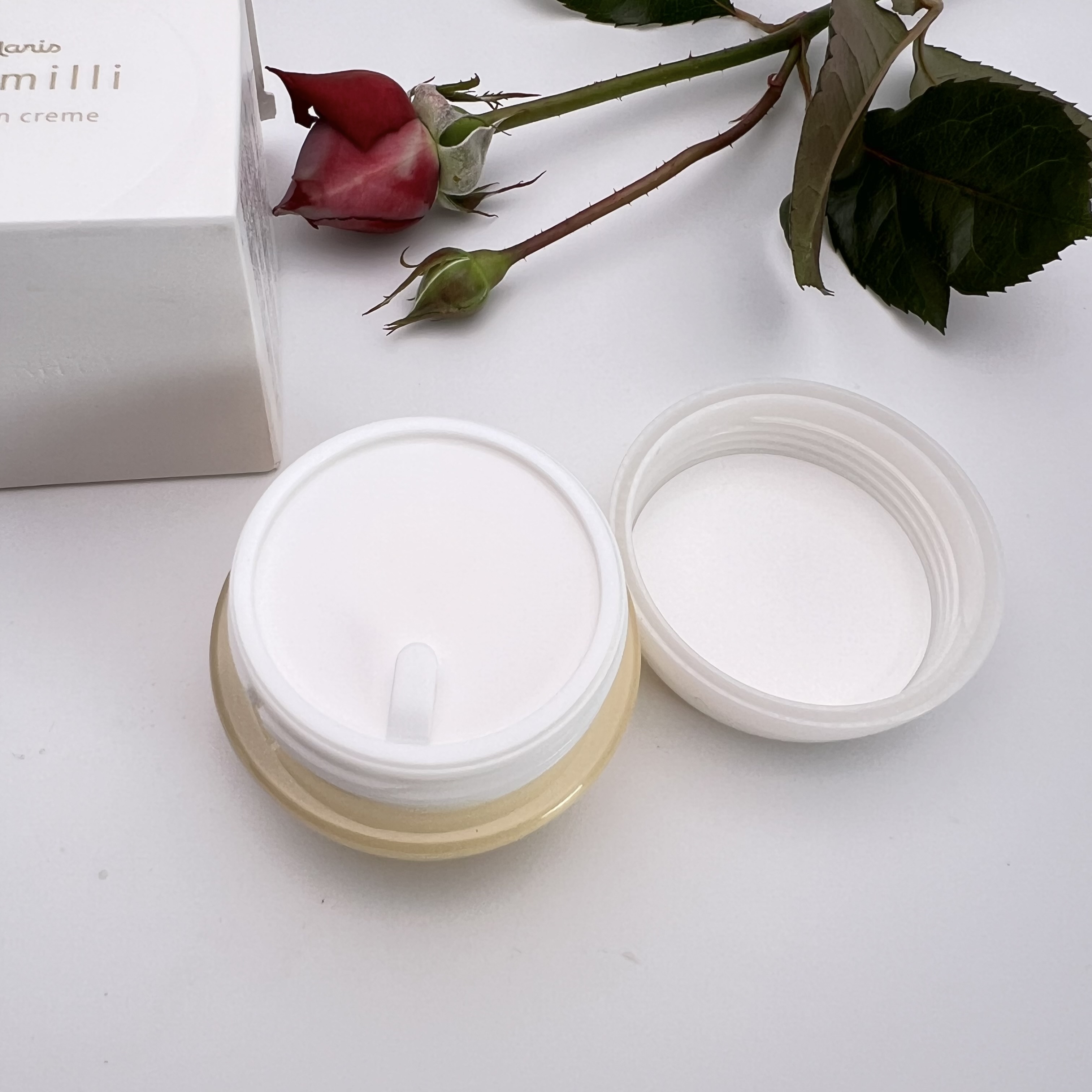 アンティミリ Wオイルイン クリーム/ナリス化粧品/フェイスクリームを使ったクチコミ（3枚目）