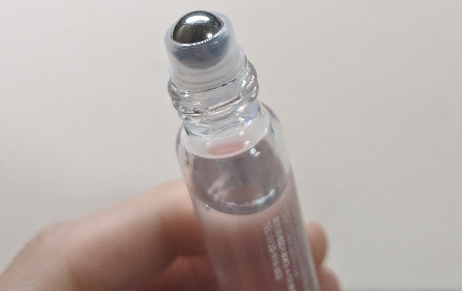 ロールオンパフューム Ｗ/WHOMEE/香水(その他)を使ったクチコミ（2枚目）