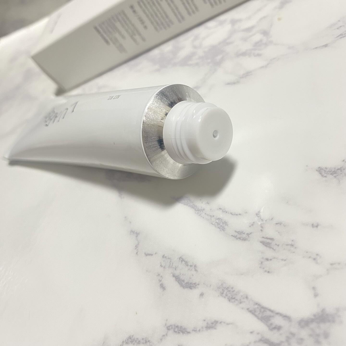 ソリッド パフューム ホワイトアプリコット/LUAFEE/練り香水を使ったクチコミ（3枚目）