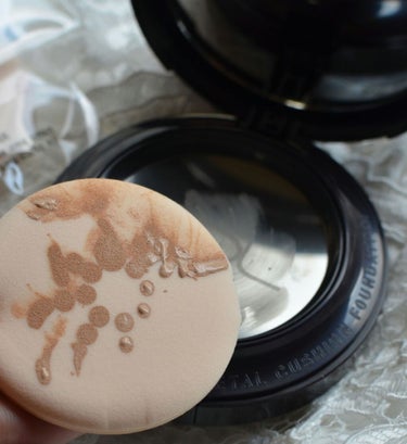 EXPERT METAL CUSHION FOUNDATION (エキスパートメタルクッションファンデーション）  SPF50+ PA+++/VDL/クッションファンデーションを使ったクチコミ（2枚目）