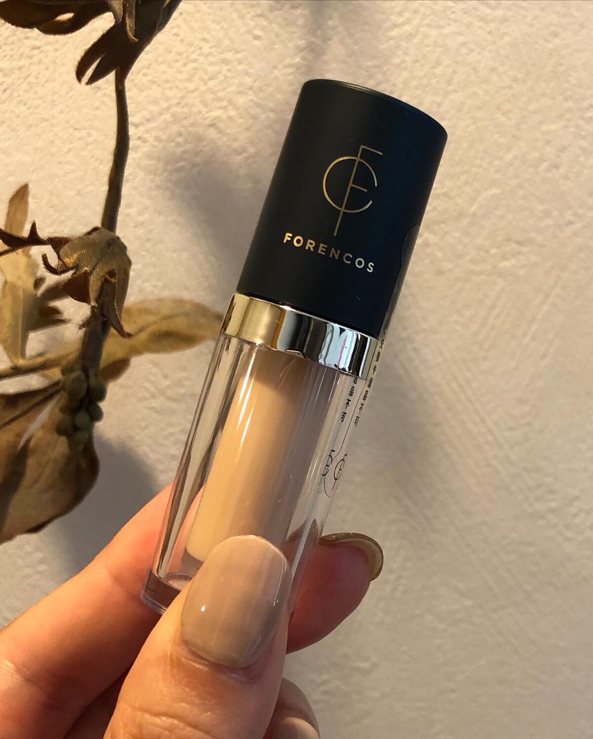 タトゥーウォータープルーフスカーコンシーラー/フォレンコス/リキッドコンシーラーを使ったクチコミ（1枚目）