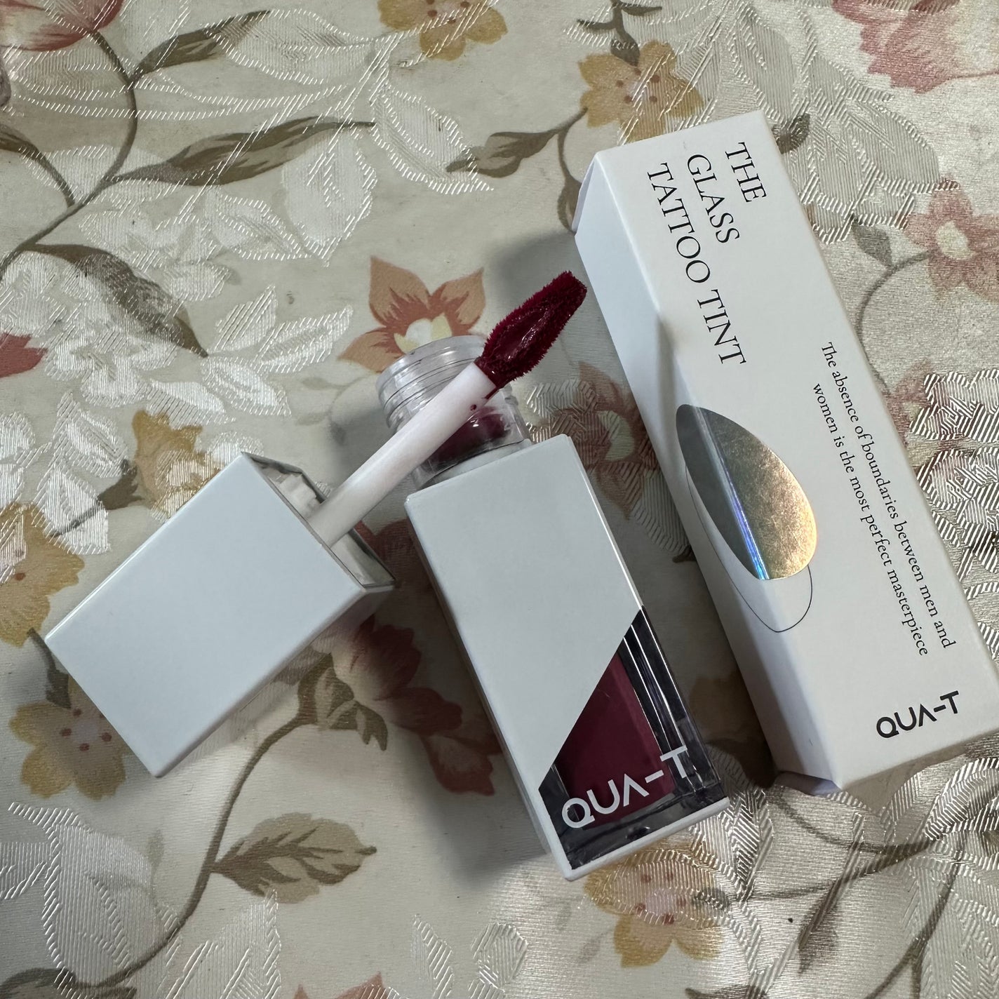 ザグラスタトゥーティント/QUA-T/リップティントを使ったクチコミ(2枚目)