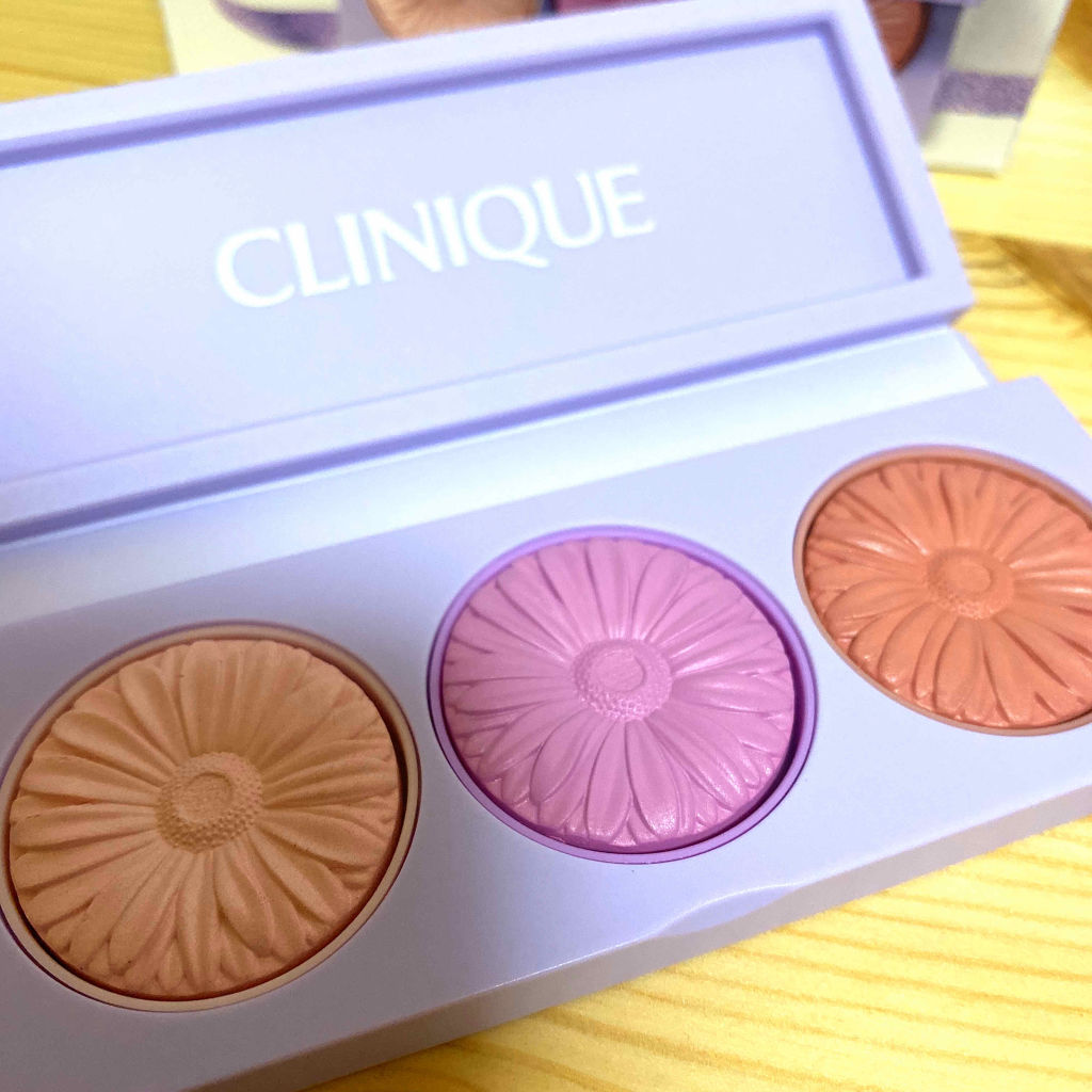 チーク ポップ ホリデイ コレクション クール/CLINIQUE/パウダーチークを使ったクチコミ（1枚目）