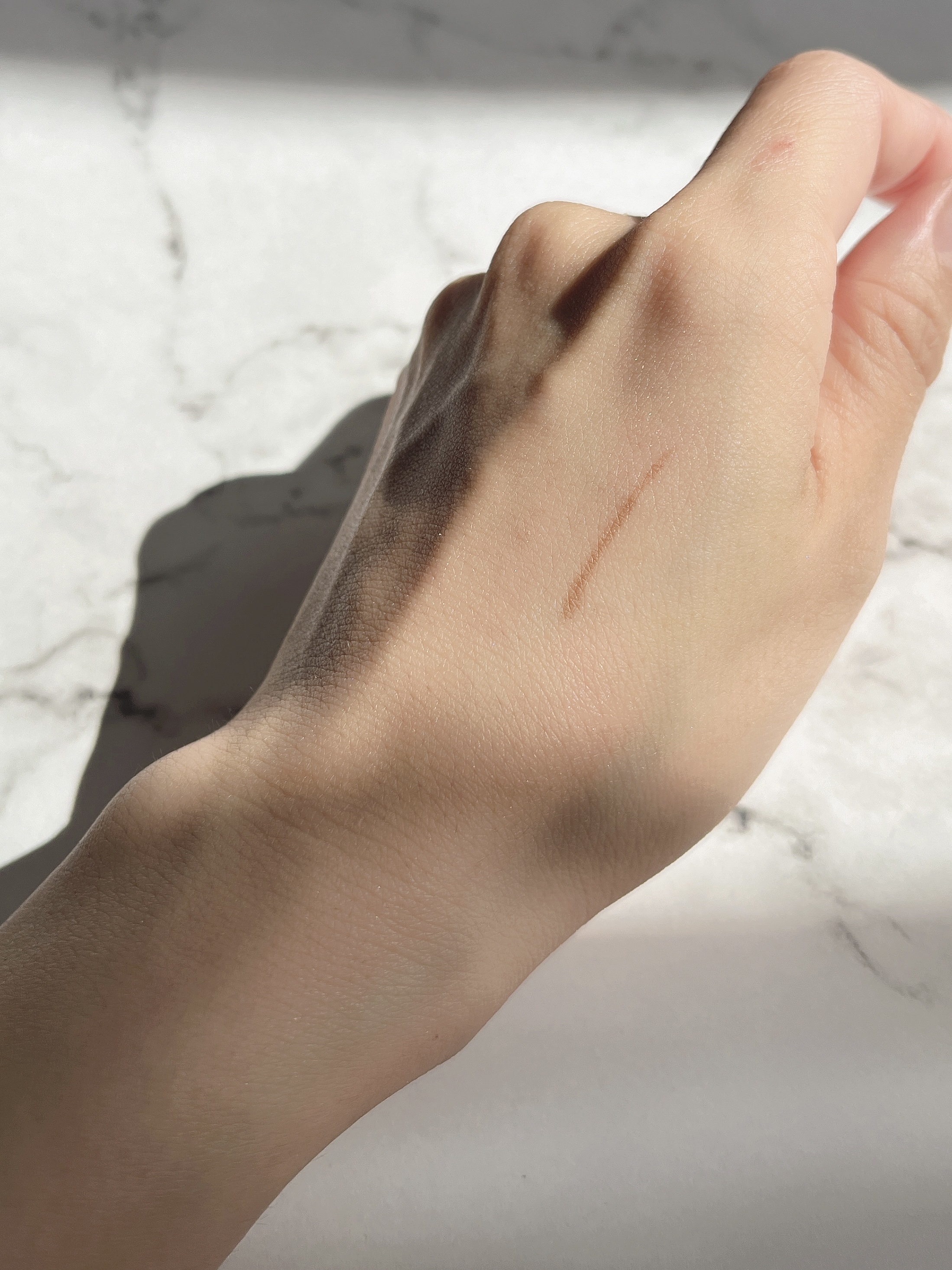 超細芯アイブロウ 02 オリーブブラウン/CEZANNE/アイブロウペンシルを使ったクチコミ（3枚目）