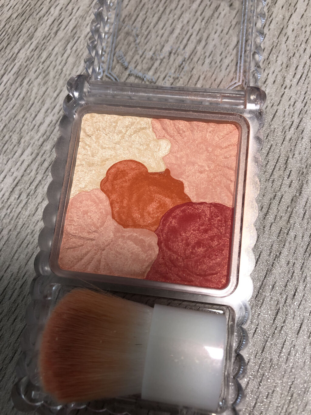 グロウフルールチークス/キャンメイク/パウダーチークを使ったクチコミ（2枚目）