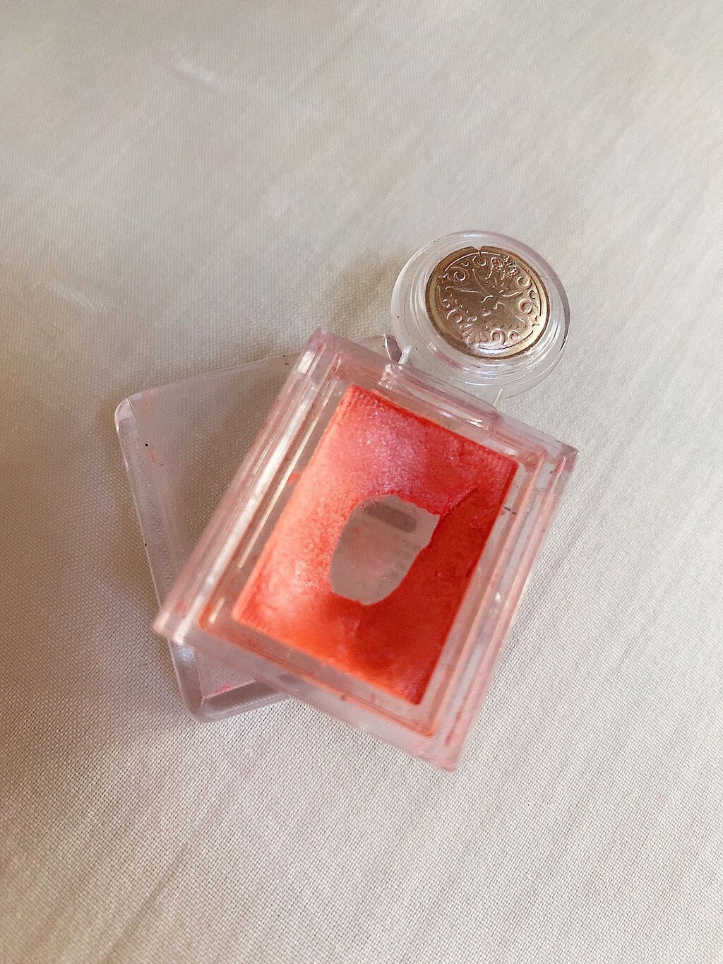 シャドーカスタマイズ/MAJOLICA MAJORCA/単色アイシャドウを使ったクチコミ（2枚目）