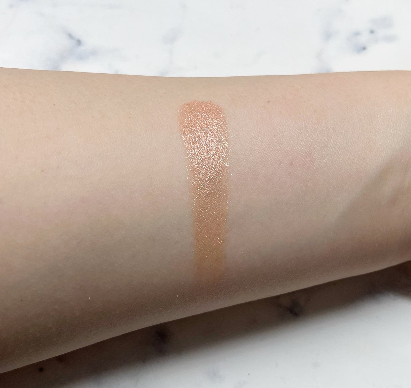 フーミー シングルラメシャドウ/WHOMEE/単色アイシャドウを使ったクチコミ(2枚目)